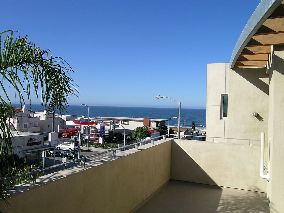 1st image of 301 Marine Ave #C