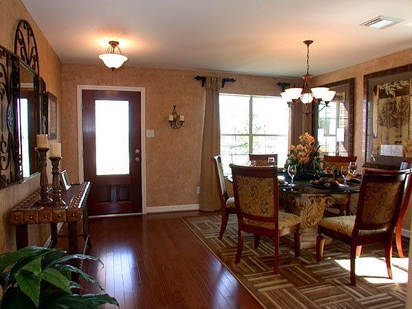 1st image of 1519 Darfield Ct