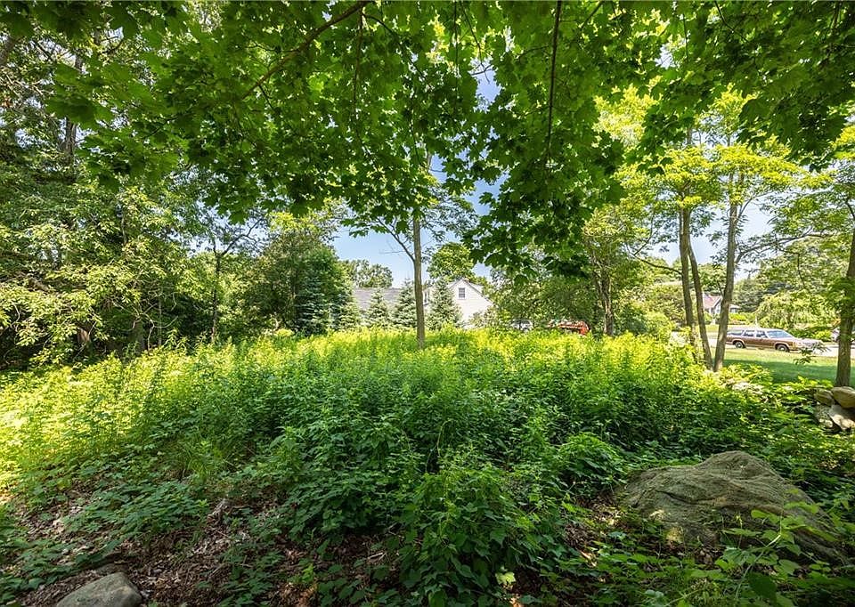 2nd image of 4 Quail Run