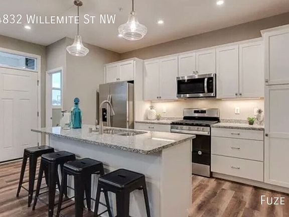 4th image of 14832 Willemite St NW