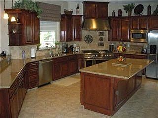3rd image of 9701 Sommer Pl