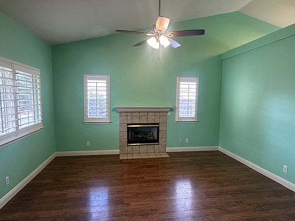 Living room with fireplace