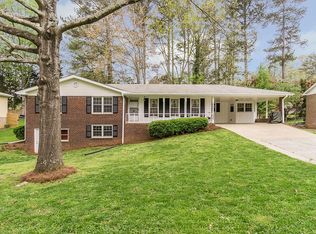 3925 Manhattan Dr NE, Kennesaw, GA 30144
