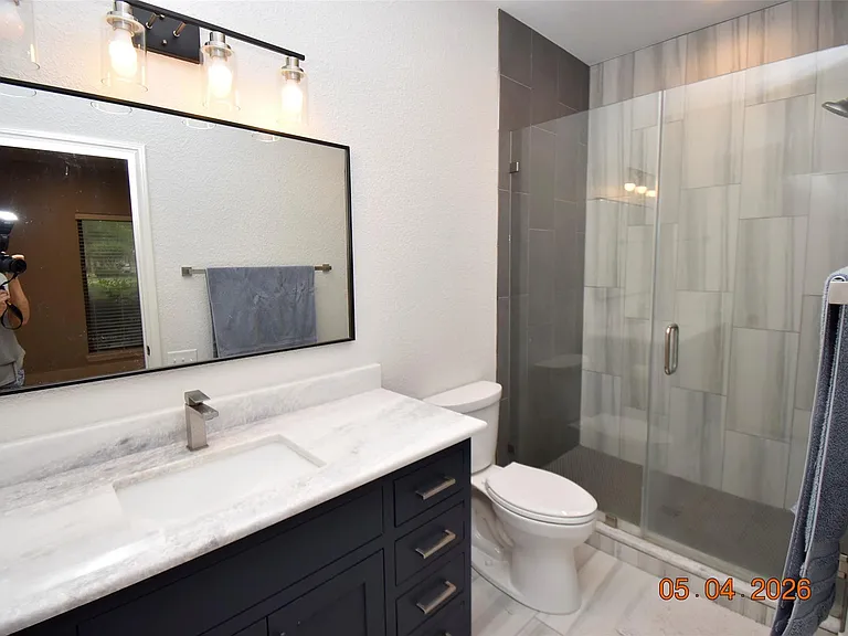 421 Creekside Dr — Photo 24