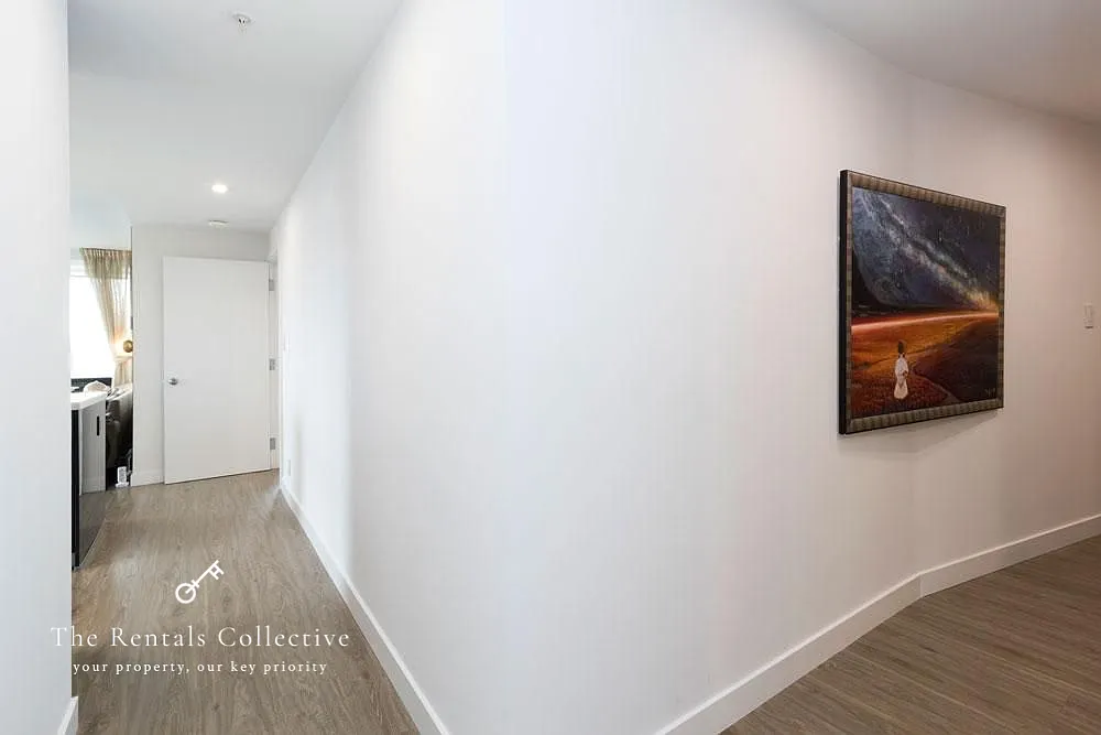 2 bed, 1000 sqft, $5,750 — Photo 3