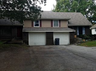 1431 E Haven Ln, Olathe, KS 66062