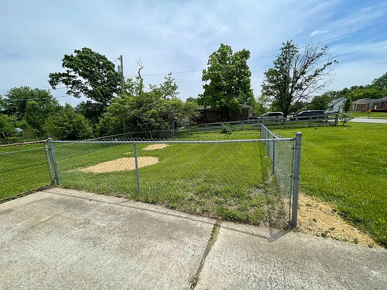 1601 Rhode Ct — Photo 20