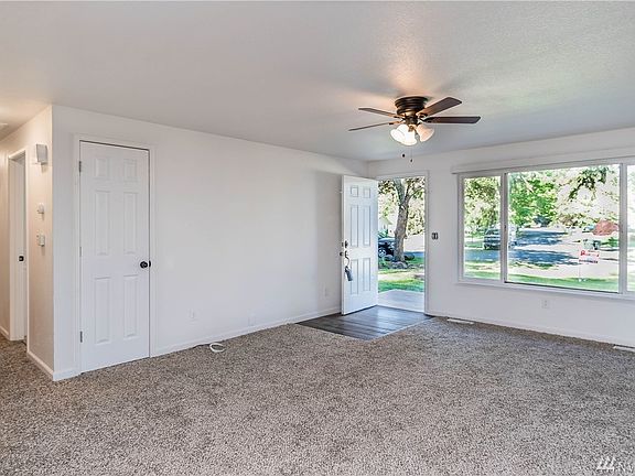 5th image of 15432 Scenic Shores Dr SE