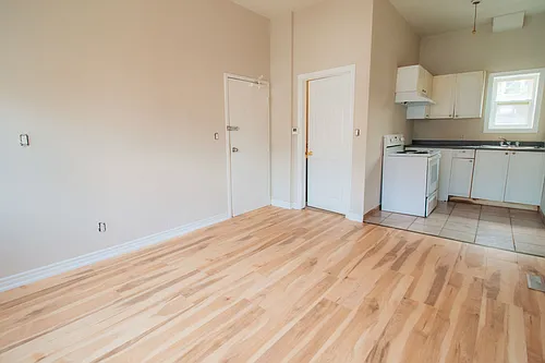 241 Gibson Ave #2 Photo 1
