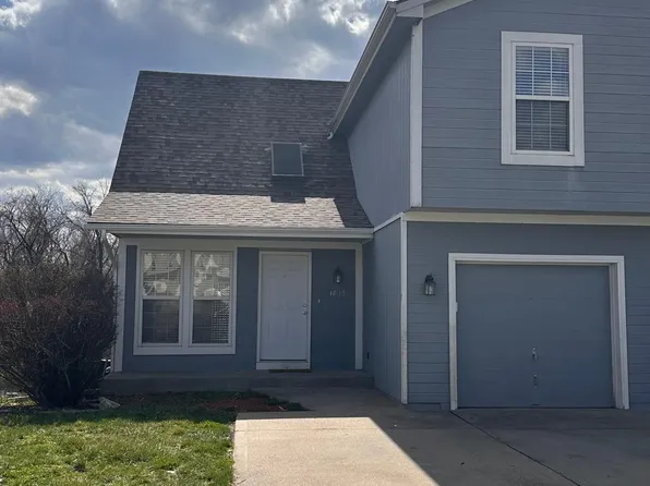 1853 Kingbird Ln, Liberty, MO 64068