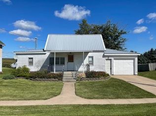 118 W Main St, Springbrook, IA 52075