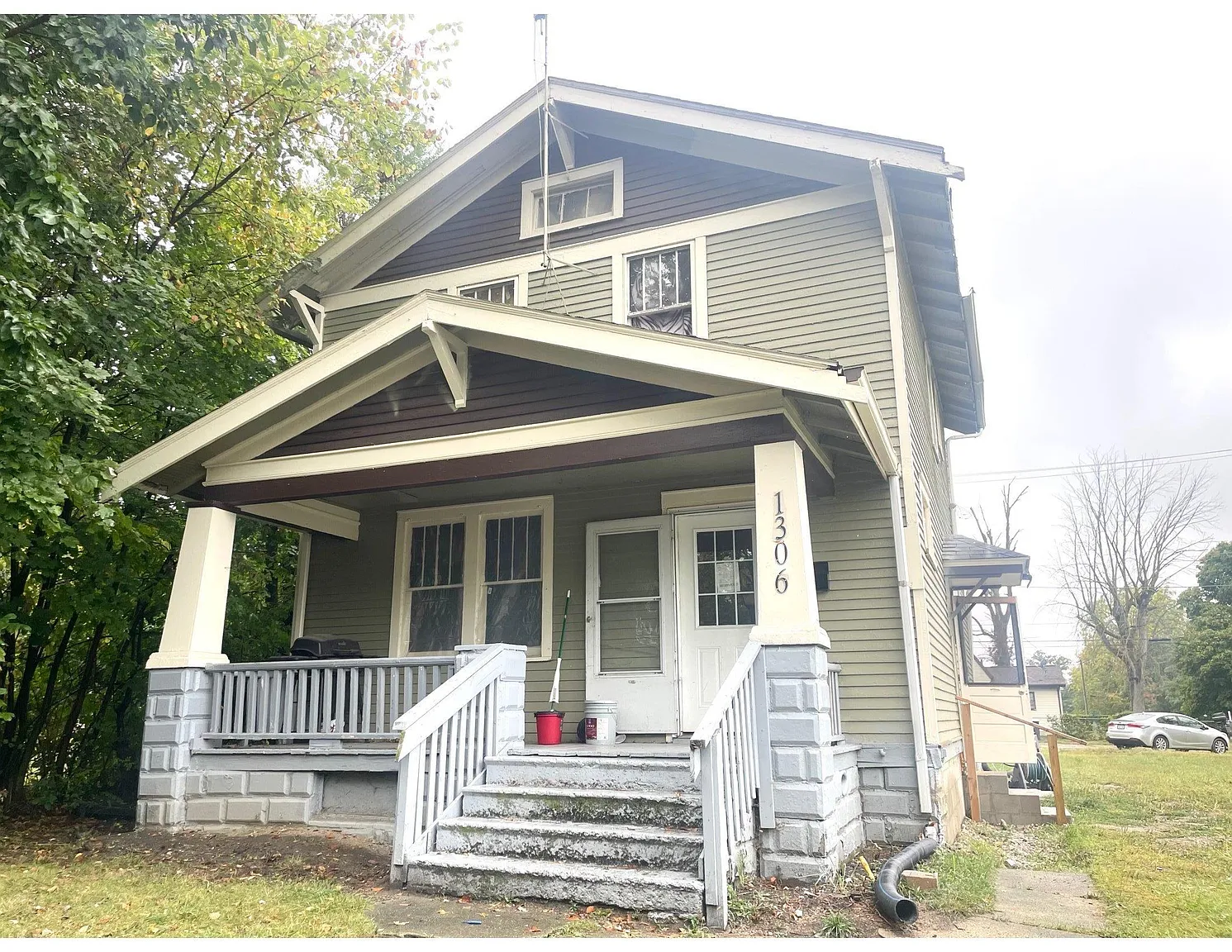 1306 Wabash Ave photo 1