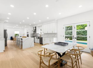 52 Sandy Hollow Rd, Southampton, NY 11968