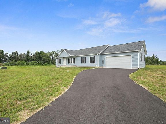 2nd image of 26354 Meadow Ln