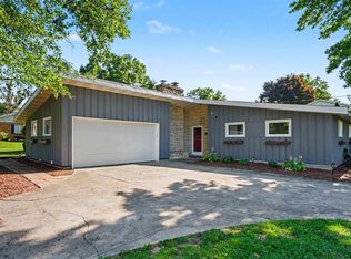52846 Swanson Dr, South Bend, IN 46635