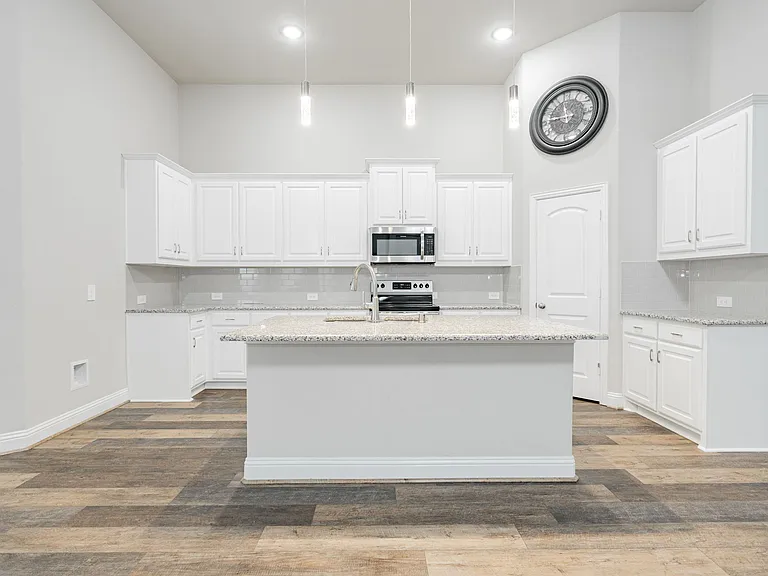 524 Crabapple Dr — Photo 7
