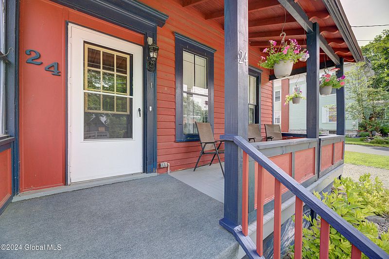 5th image of 24 Prospect Street