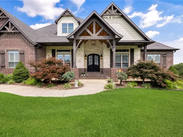 5740 E Sparkling Dr, Springdale, AR 72764