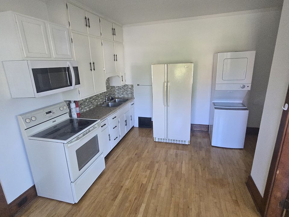 2nd image of 325 Union St #A