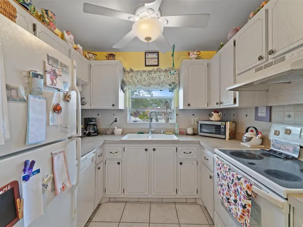 2600 SE Ocean Boulevard #Dd-8, Stuart, FL 34996