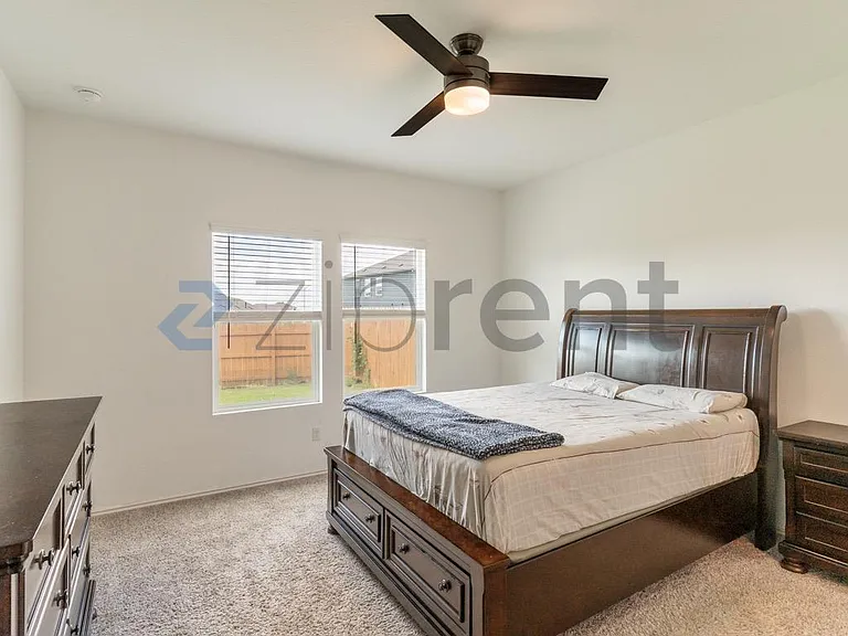 1600 Cobblecrest Ln — Photo 11