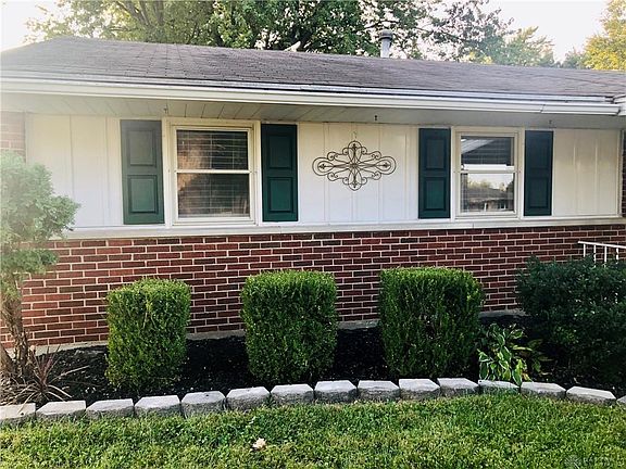 4th image of 523 Amor Pl