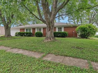 1635 N 4012th Rd, Earlville, IL 60518