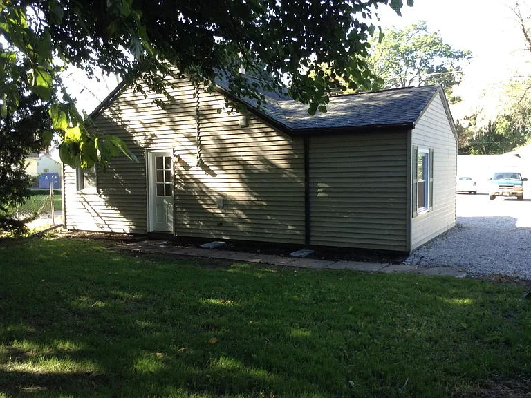 31 Paige Pl — Photo 6