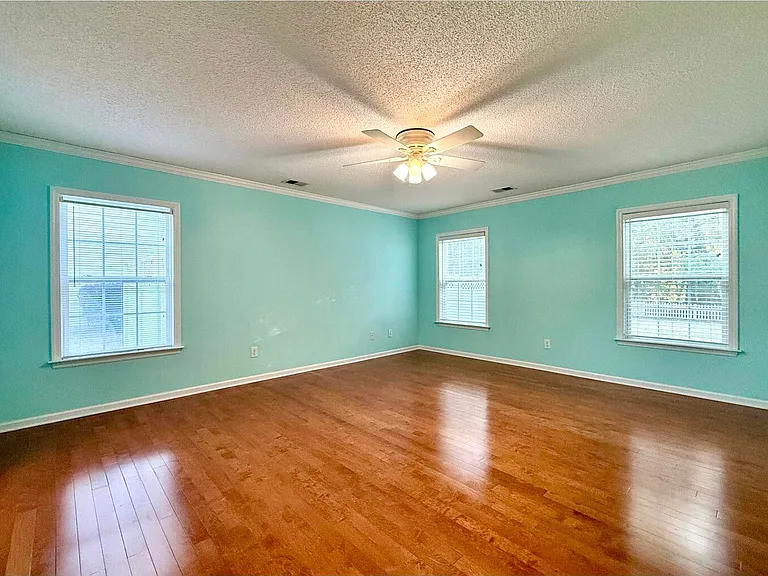 108 Willowbend Ln — Photo 12