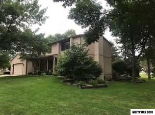 16 Quarry Rd, Mason City, IA 50401