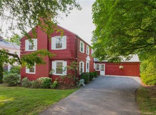 75 Craigmoor Rd, West Hartford, CT 06107