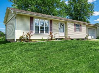 114 Cambridge Ct, Chandler, IN 47610