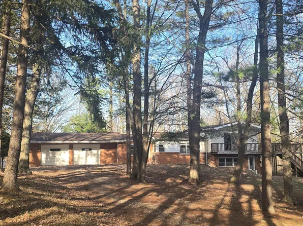 4662 N Lapeer Rd, Columbiaville, MI 48421