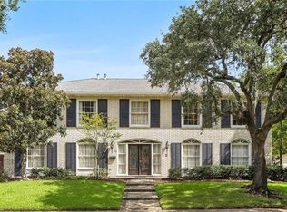 911 Emerald St, New Orleans, LA 70124