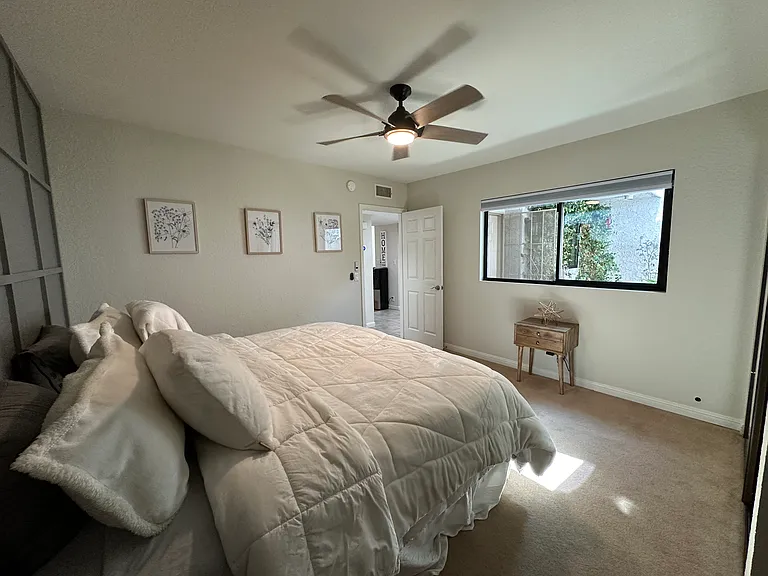 166 Wimbledon Ct — Photo 43