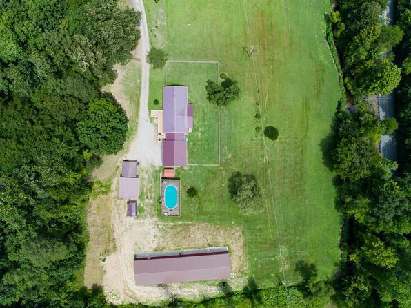 811 Highway Rt1750, East Pt, KY 41216