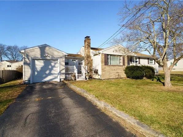 59 Barnold St, West Warwick, RI 02893