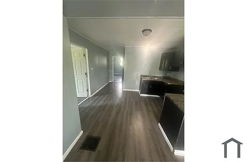 311 B St Photo 1