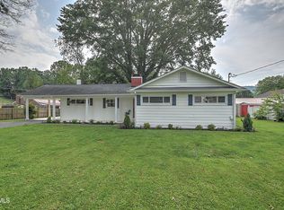 315 Liberty Ave, Erwin, TN 37650