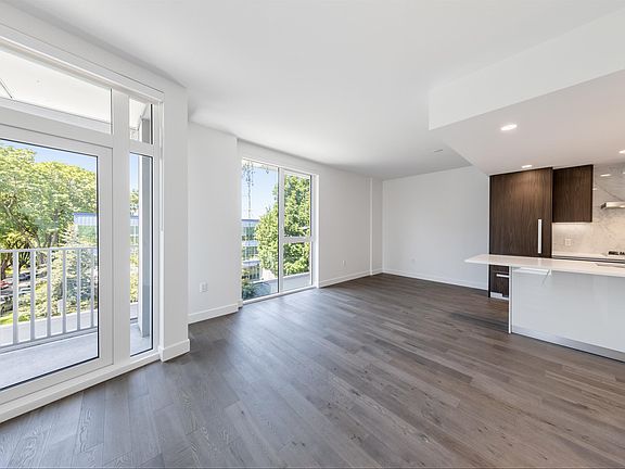 2nd image of 2888 Arbutus St #305