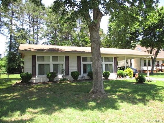 3rd image of 3706 N Light Dr