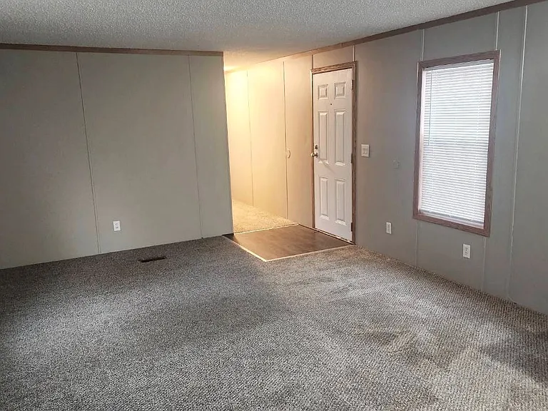 Van Buren Estates — Photo 17