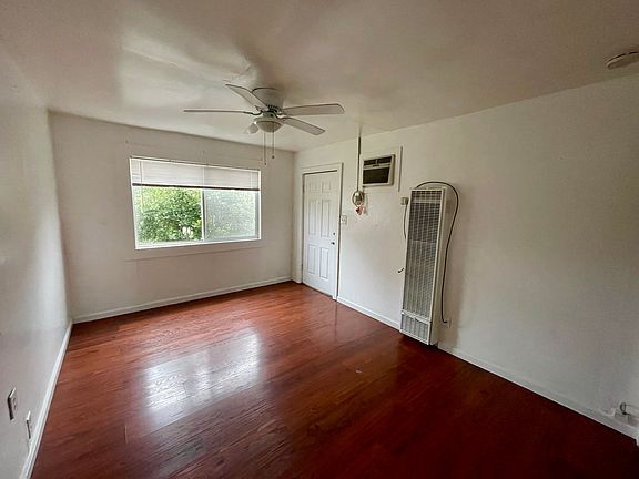 2nd image of 130-132 Ash St #A