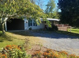 1211 Lincoln Way E, Mc Connellsburg, PA 17233