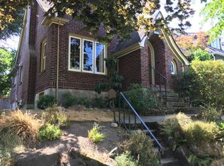 2415 E Roanoke St, Seattle, WA 98112