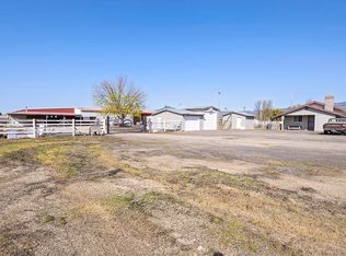 388 S Stage Rd, Medford, OR 97501