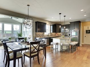 8440 Arrowwood Ln N, Maple Grove, MN 55369