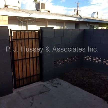 4th image of 7305 E Belleview St APT 2
