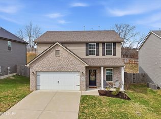 7923 Beeler Farms Ln, Knoxville, TN 37918