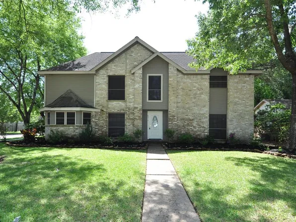 8514 Pines Place Dr, Humble, TX 77346